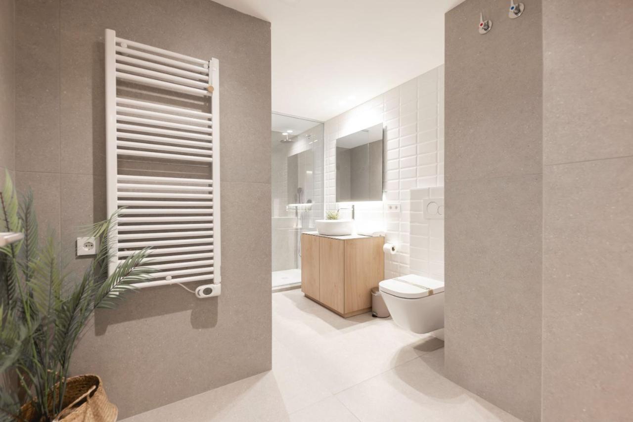 Bravissimo Falco, 3 Bedrooms And Balcony 赫罗纳 外观 照片